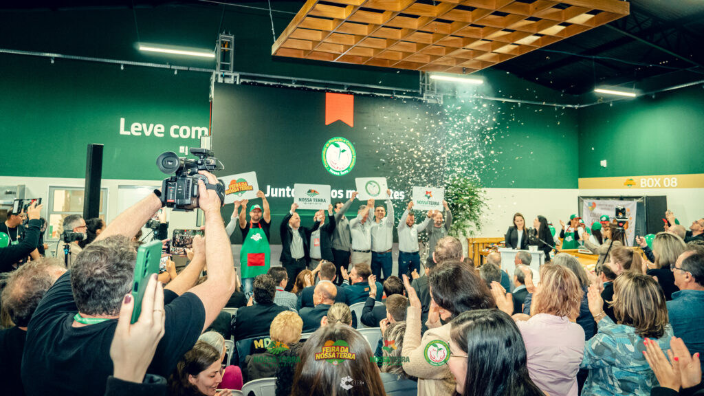 Leia mais sobre o artigo Inauguração do Centro Comercial Nossa Terra marca novo capítulo para o cooperativismo em Erechim