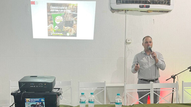 Leia mais sobre o artigo Intercooperação em foco: Nossa Terra e Coacepa se unem para impulsionar a produção de feijão em Pitanga (PR)